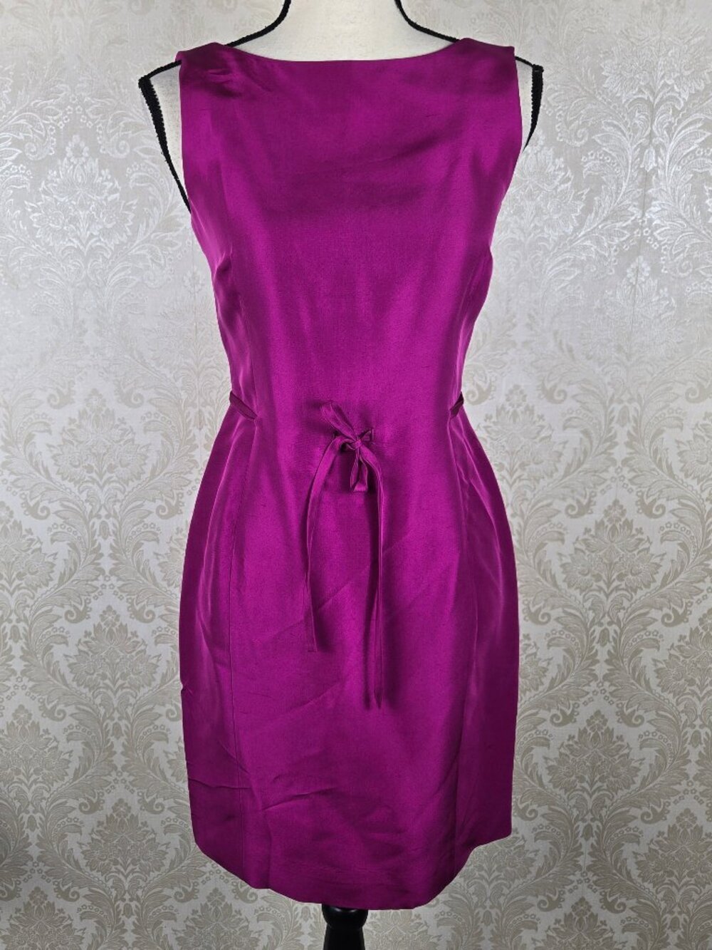 Jaeger Size 6 Fuchsia Sheath Dress 100% Silk Adjustable Tie at Waist Back Slit